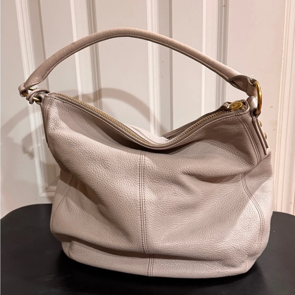 Fossil Gray Hobo Bag with Relaxed Design
